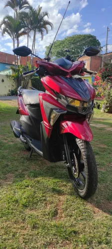 Yamaha neo 125 vermelha