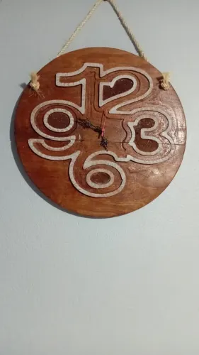 Relogio  madeira
