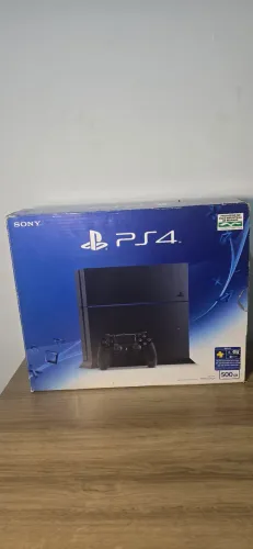 Ps4 Fat na caixa - modelo de 1T