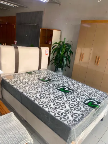 Cama box