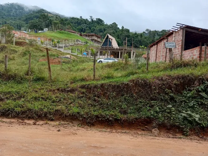 Terreno na prainha de Passa Vinte