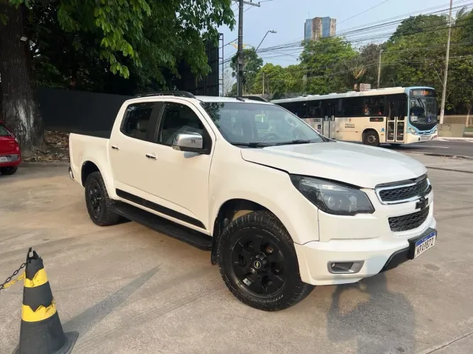 S10 FLEX 2014 ALIENADA SEM BUSCA, RODANDO NORMALMENTE AR GELANDO BEM
