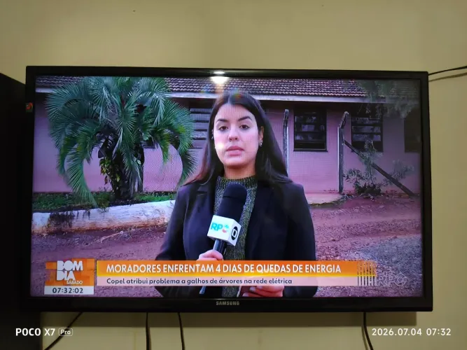 Vende-se TV 32 polegadas Samsung