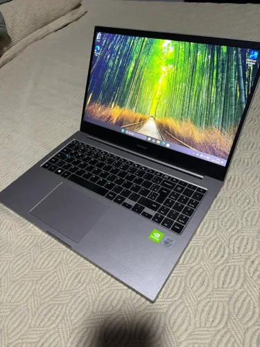Notebook Samsung i7 10° gen + 2gb nvdia + 16gb ram