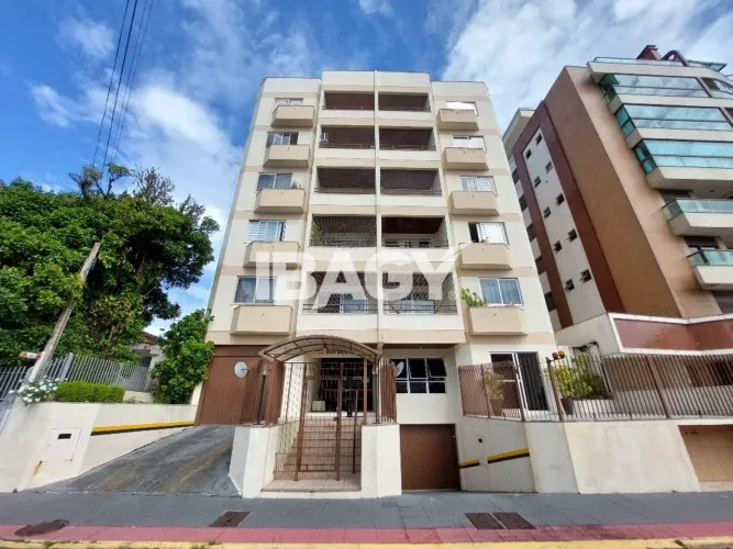Excelente Apartamento 2 dormitório(s) em Balneário - Florianópolis