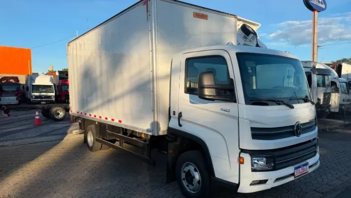 Vw 11 180 ano 2024