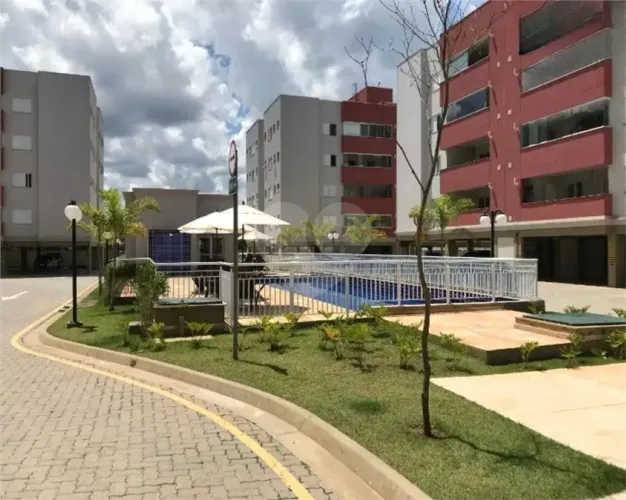 Apartamento à venda com 3 suítes no condomínio il Piu Bello, Vinhedo - SP
