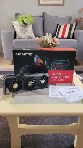 RX 7600 8GB GIGABYTE (NOVA NA GARANTIA)