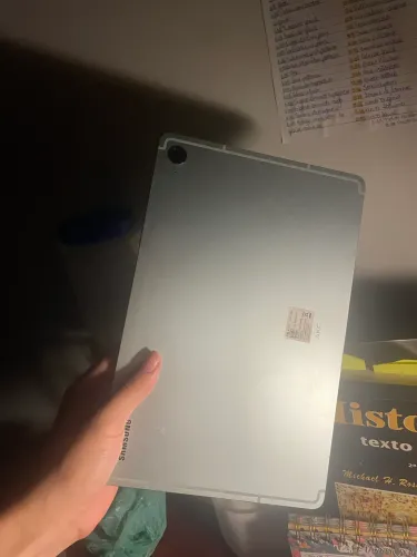 Tablet S9 fe usado em boas condições 
