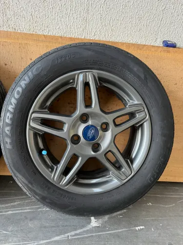 Roda 15 4X100 + Pneus 185/65