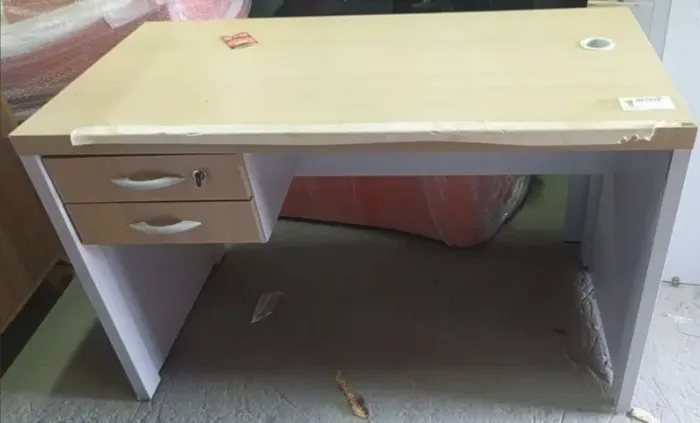 Mesa de escritório em MDF com duas gavetas | Somente retirada em mãos