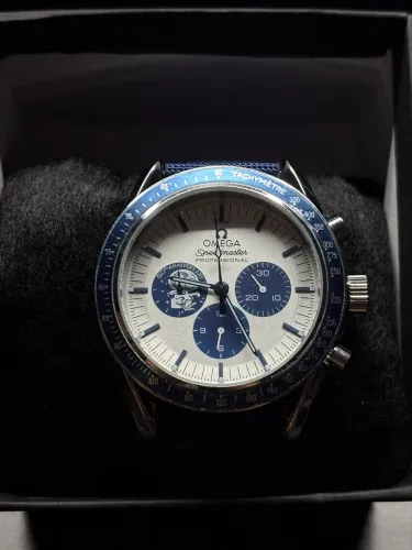 Relógio Omega Speedmaster ?Silver Snoopy?