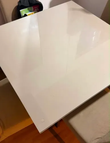 Conjunto de mesa com 4 cadeiras 