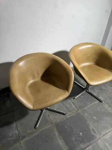 Par de Poltronas Giratórias