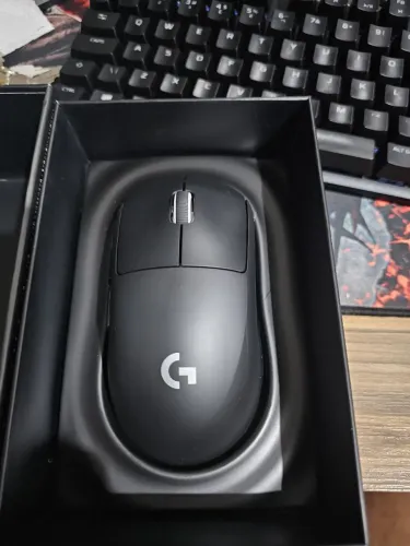 Mouse G Pro Superlight 