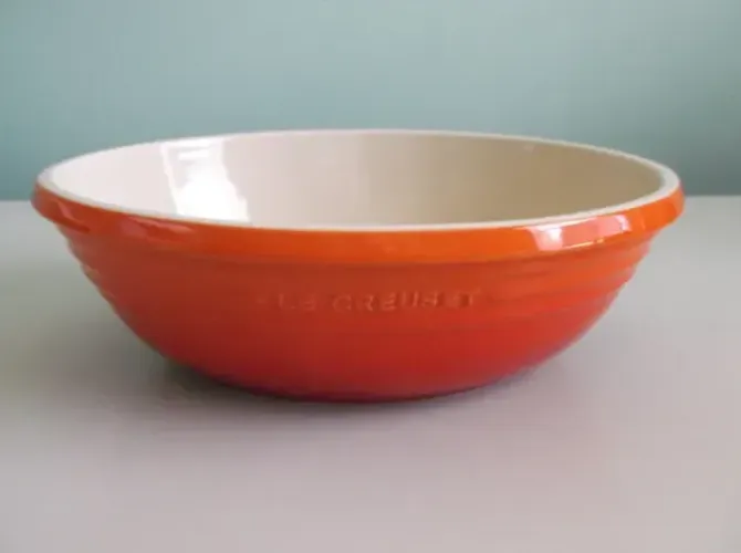 Bowl Oval Com Borda Volcanic Le Creuset