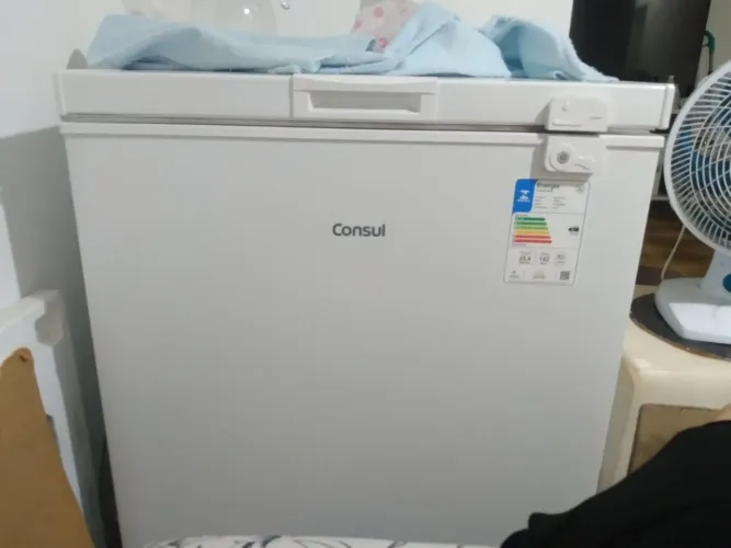 Freezer consul horizontal com chave semi novo sem uso