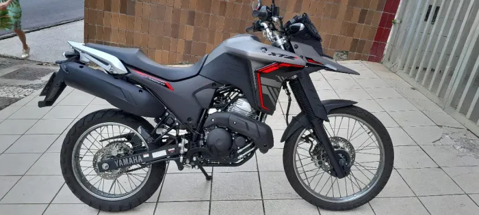 Yamaha Lander Connect 2025 com 1.100 km