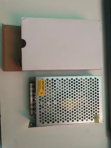 Fonte colmeia 12v, 10a Bivolt ideal para alimentação de câmeras de segurança CFTV.