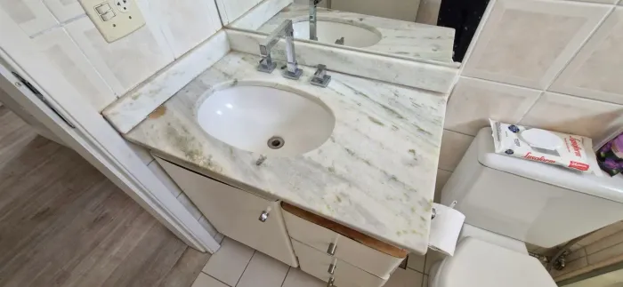 Bancada em granito branco