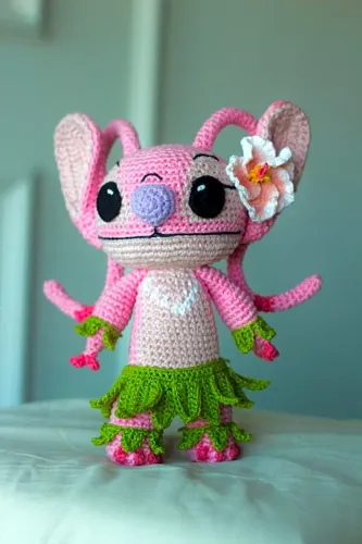 Angel do Stitch versão em amigurumi de crochê linda!