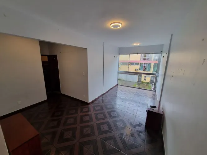 Conjunto Ayapua com 2 quartos sendo 1 suíte - Bairro Compensa - Manaus-AM 