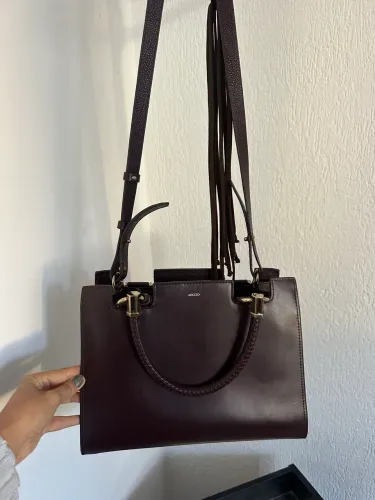 Bolsa Arezzo bordo de couro