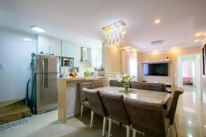 Cobertura sem Condomínio com 2 Quartos para Comprar, 138m² - Vila Humaíta, Santo André/SP.