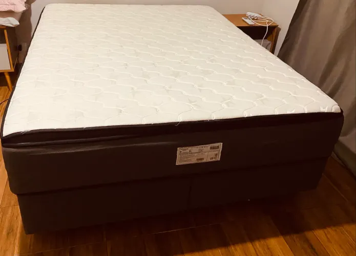 Vende se colchão casal