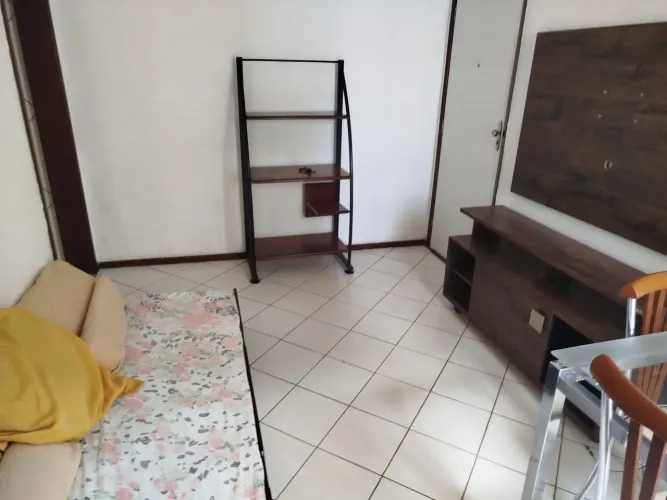 AP 2/4 mobiliado no Mirante Candeias _ Aluguel ou Venda