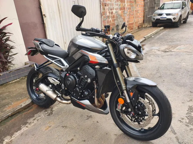 Street triple 765 rs