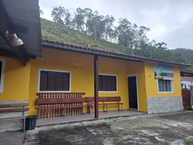 Chácara à Venda em Pouso Alto - Natividade da Serra/SP