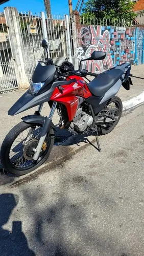 Segundo dono,tenho manual e chave reserva, cabeçote modelo 2018