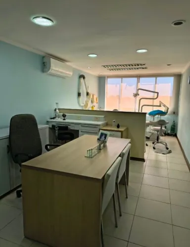 Centro de Niterói! Ampla sala completamente montada, pronta para usar!