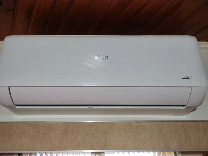 Vendo um ar condicionado 9 mil BTUs Elgin