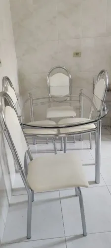 Conjunto mesa e cadeiras cromada 