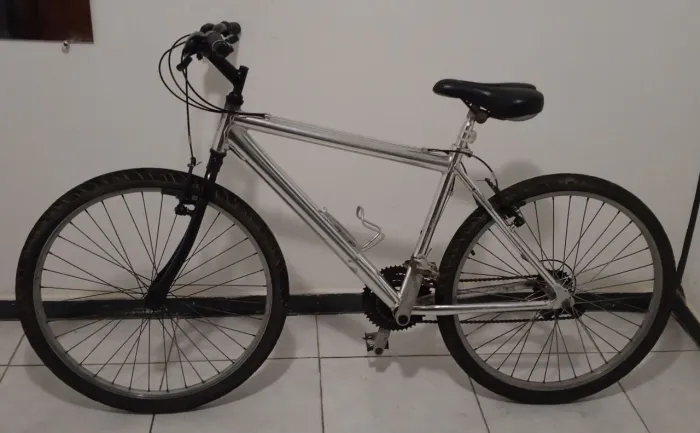Bicicleta Alumínio Aro 26