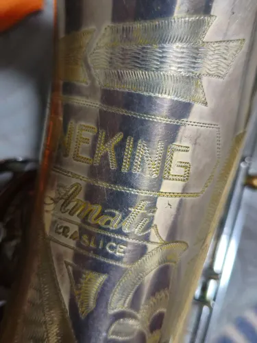 Sax alto tone king amati