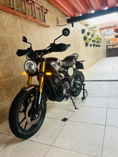Scrambler 400x nova ! Único dono tudo em dia