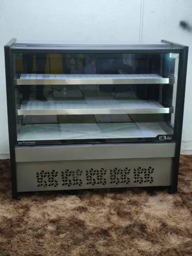 Balcão Expositor Refrigerado Polar Platinum