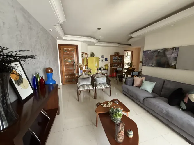 Apartamento setor oeste - Ed. Plaza Dor Apartamento com 4 Quarto(s) e 4 banheiro(s) à Vend