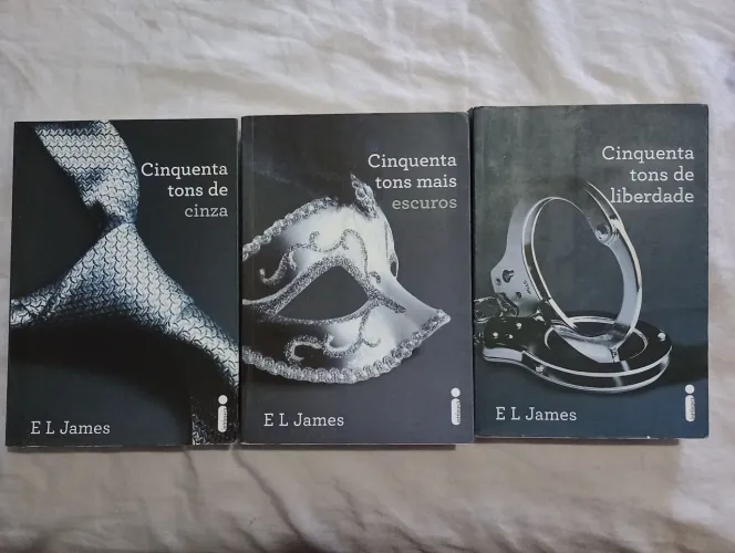 Livros Cinquenta Tons de Cinza Trilogia