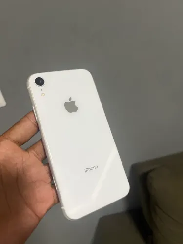 iPhone XR