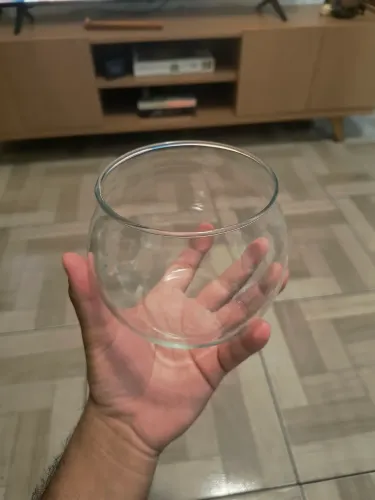 Pote de vidro para balas ou doces.