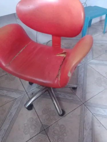 Toda ok, si o coro um pouco descosturado por isso e esse preço não faço entrega
