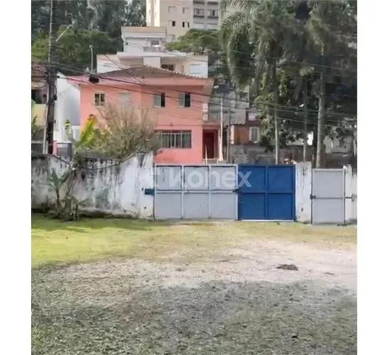 Terreno Comercial para alugar com 957 m² em Vila Indiana, São Paulo