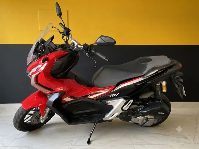 Honda ADV 150 ABS 2023, 22.000 Kms, royal enfield shadow 600 twister fazer midnight