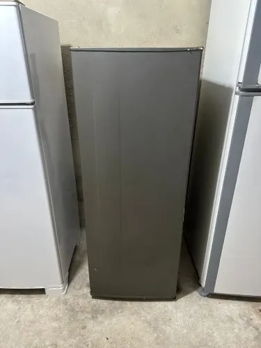 Geladeira Esmaltec 280 litros 