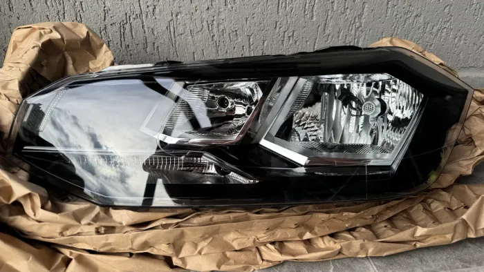 Farol Polo 2018 a 2022 Original VW