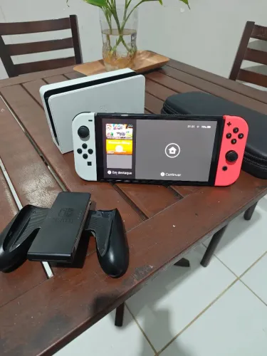 Nintendo Switch OLED 256gb Desbloqueado